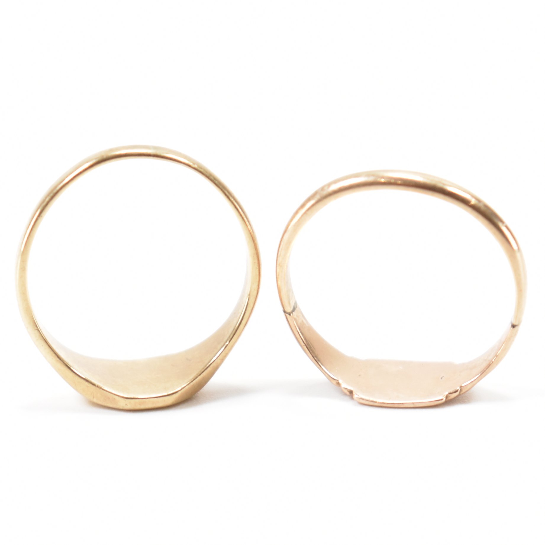 TWO 9CT GOLD SIGNET RINGS - Image 6 of 7