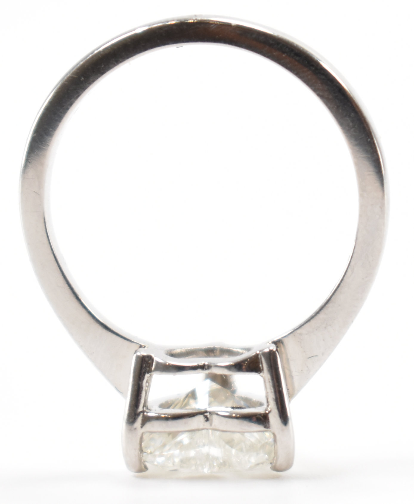 HALLMARKED PLATINUM & DIAMOND HEART RING - Image 7 of 9