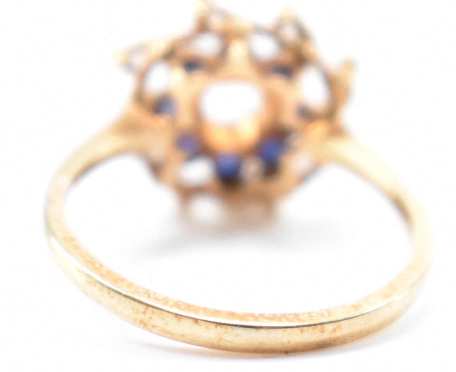 HALLMARKED 9CT GOLD CZ CLUSTER RING - Image 4 of 9