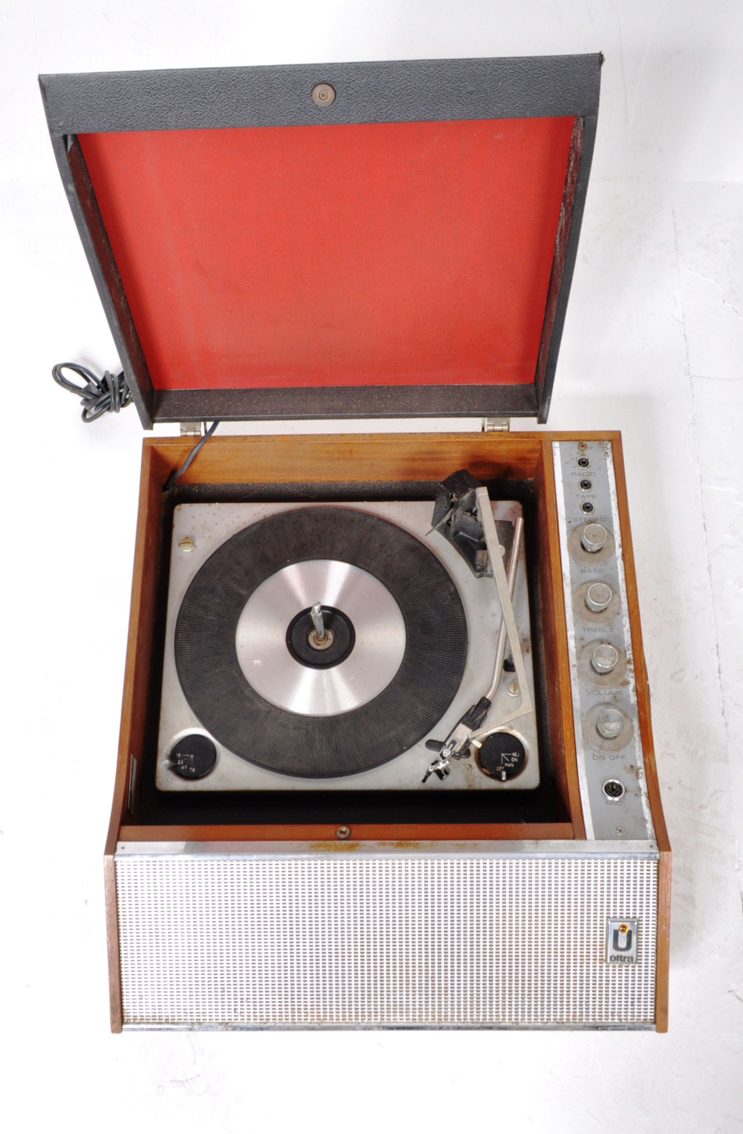 ULTRA - MODEL 6018 - TEAK CASED PORTABLE RECORD PLAYER - Image 3 of 4