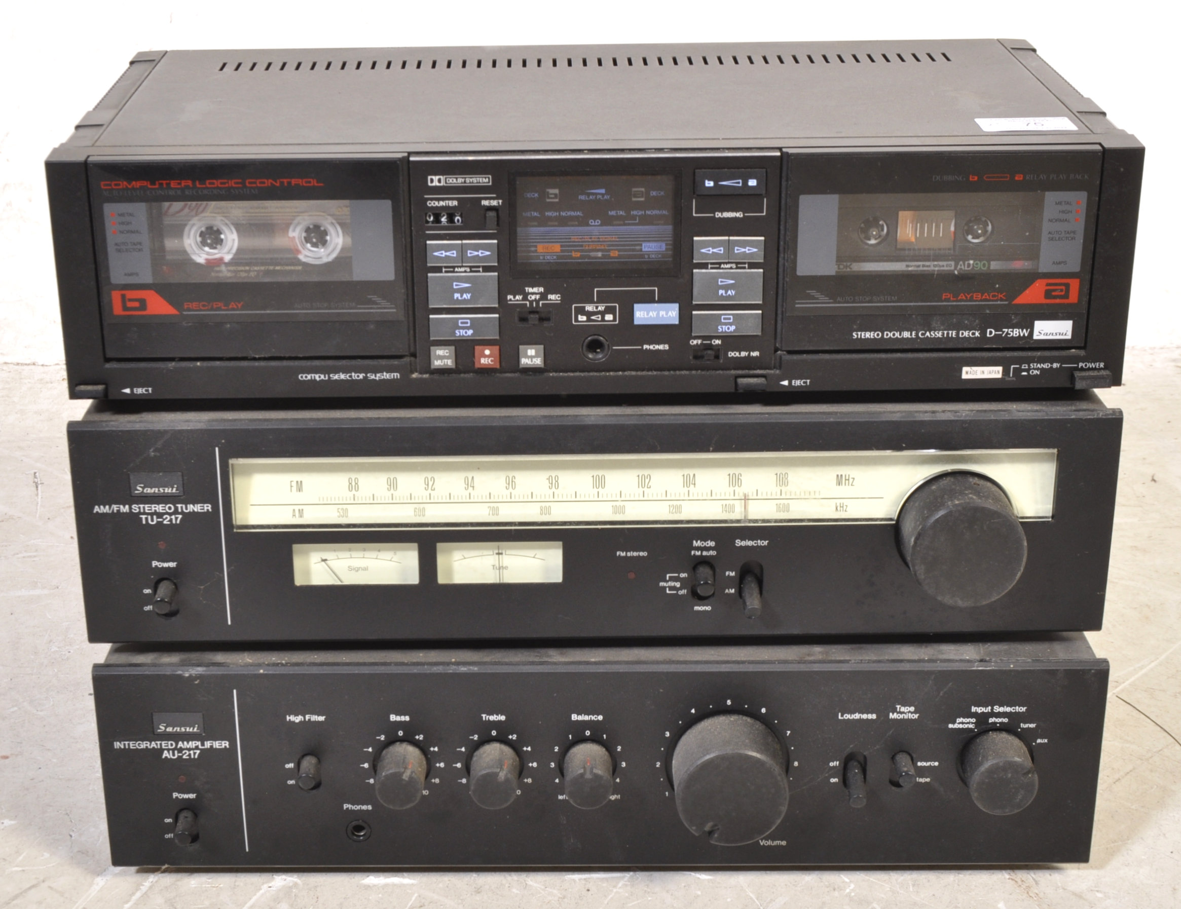 SANSUI - THREE PART STACKING SYSTEM - AMP, TUNER & CASSETTE DECK - Image 2 of 11