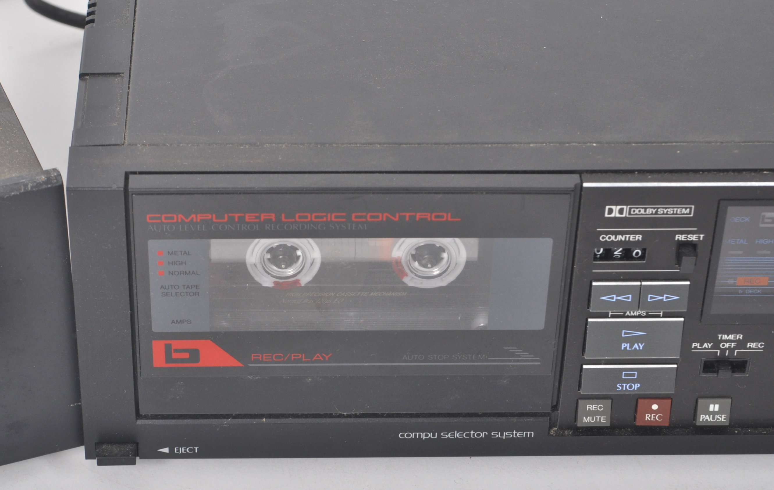 SANSUI - THREE PART STACKING SYSTEM - AMP, TUNER & CASSETTE DECK - Image 10 of 11