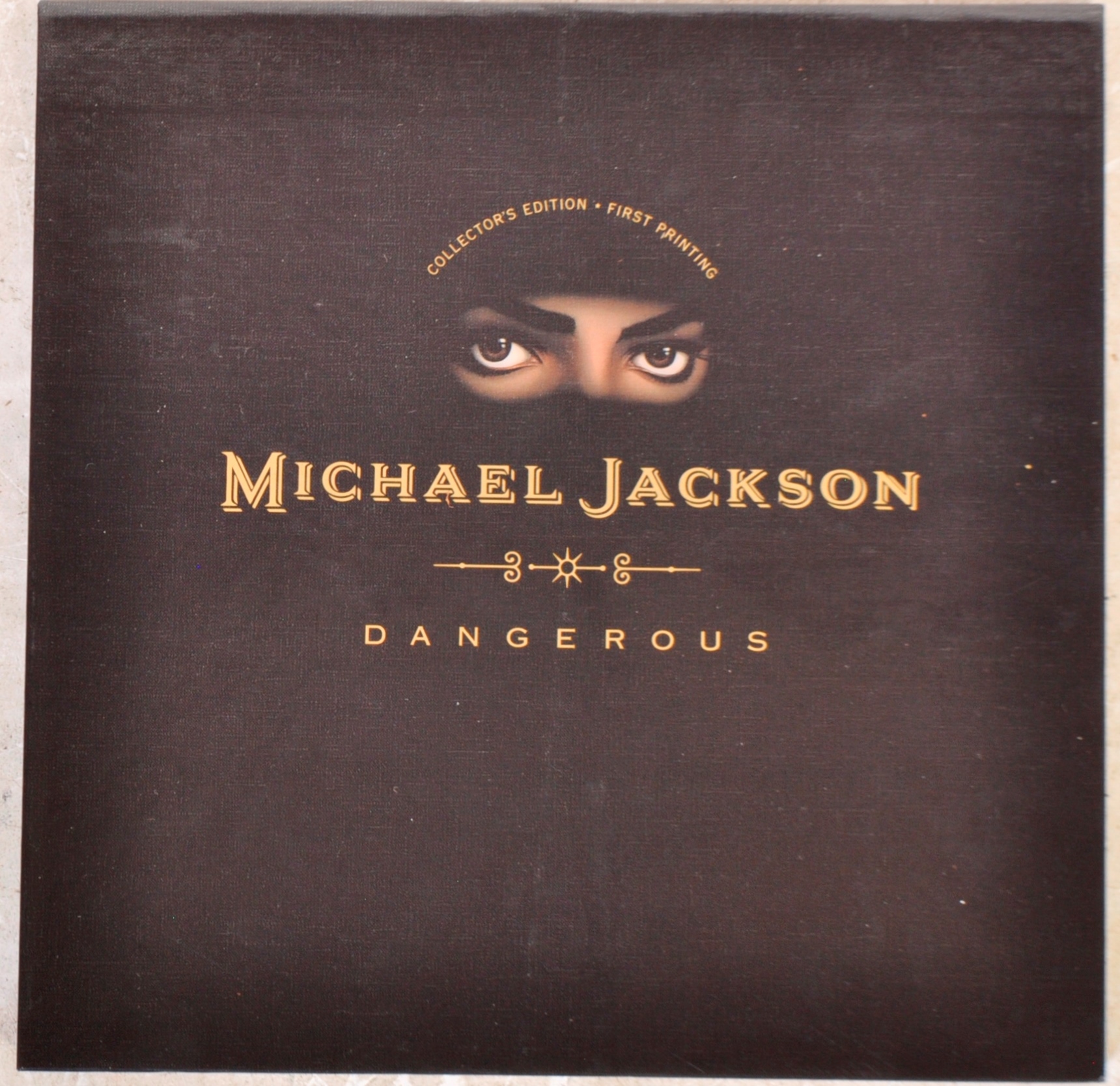 MICHEAL JACKSON - DANGEROUS - COLLECTOR'S EDITION CD