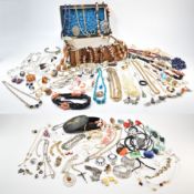 COLLECTION OF COSTUME JEWELLERY & BOXES