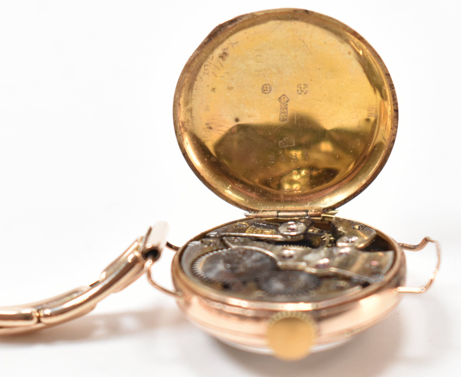 VINTAGE 9CT GOLD CASE WRISTWATCH - Image 5 of 5