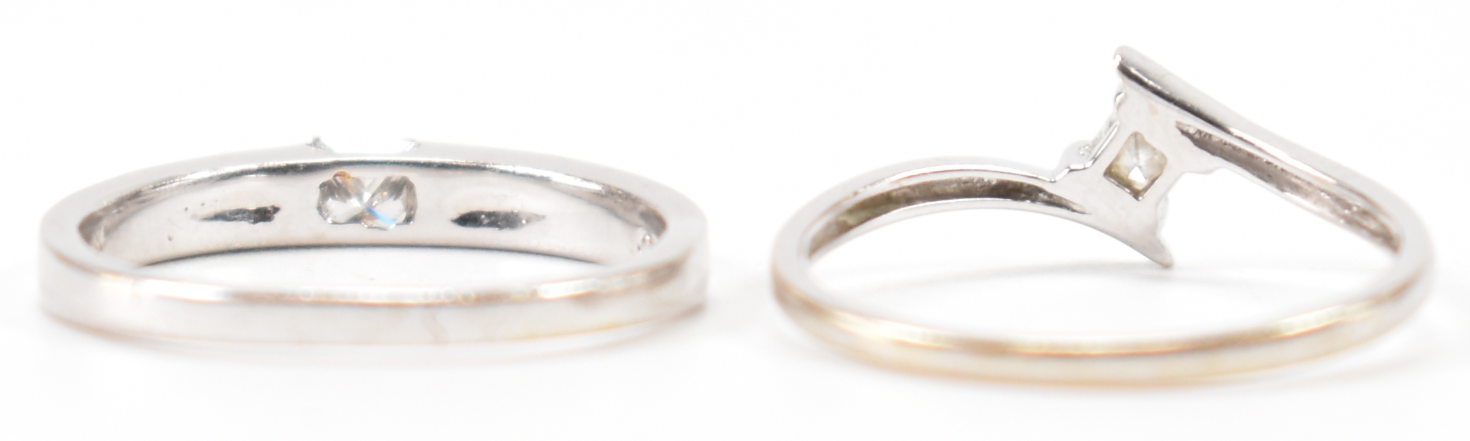 TWO WHITE GOLD & DIAMOND RINGS - Image 5 of 6