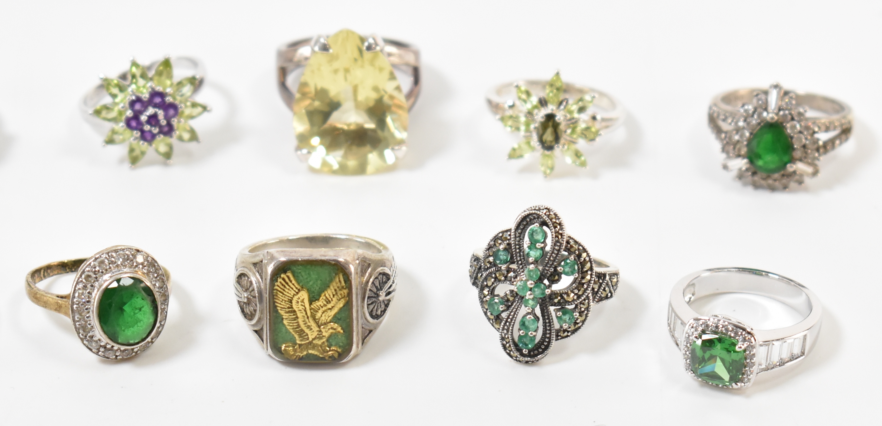 GROUP OF 925 SILVER GREEN STONE SET RINGS - Image 4 of 5