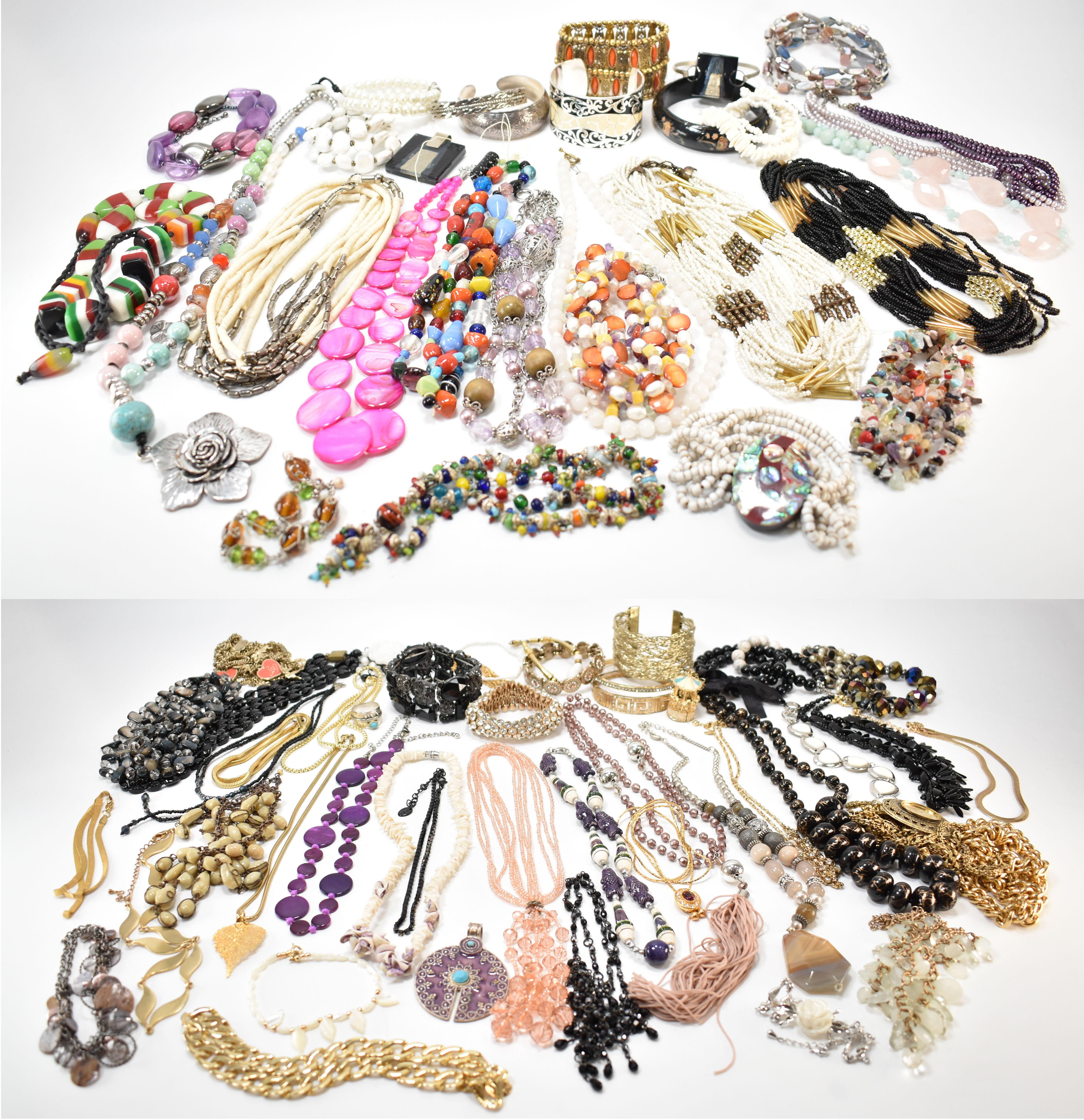 COLLECTION OF VINTAGE BEADED NECKLACE & BRACELETS