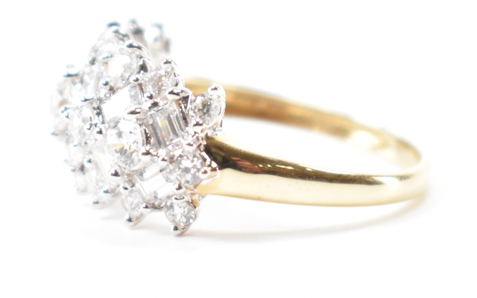 HALLMARKED 14CT GOLD & CZ CLUSTER RING - Image 2 of 9