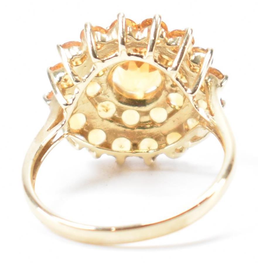 HALLMARKED 9CT GOLD & YELLOW STONE CLUSTER RING - Image 3 of 8