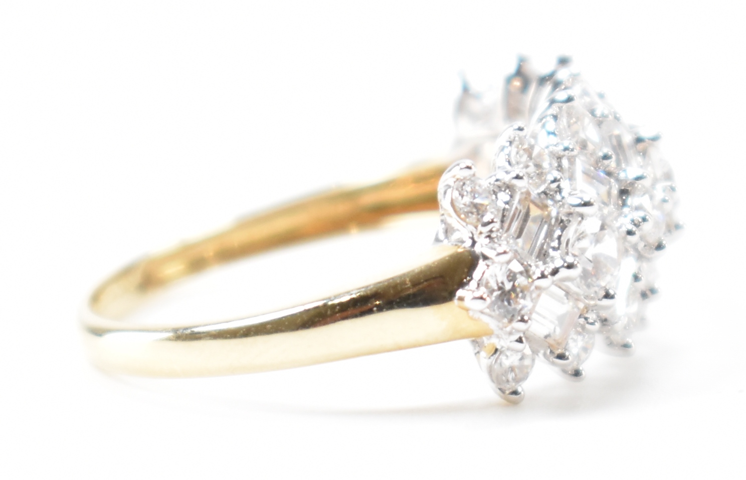 HALLMARKED 14CT GOLD & CZ CLUSTER RING - Image 5 of 9