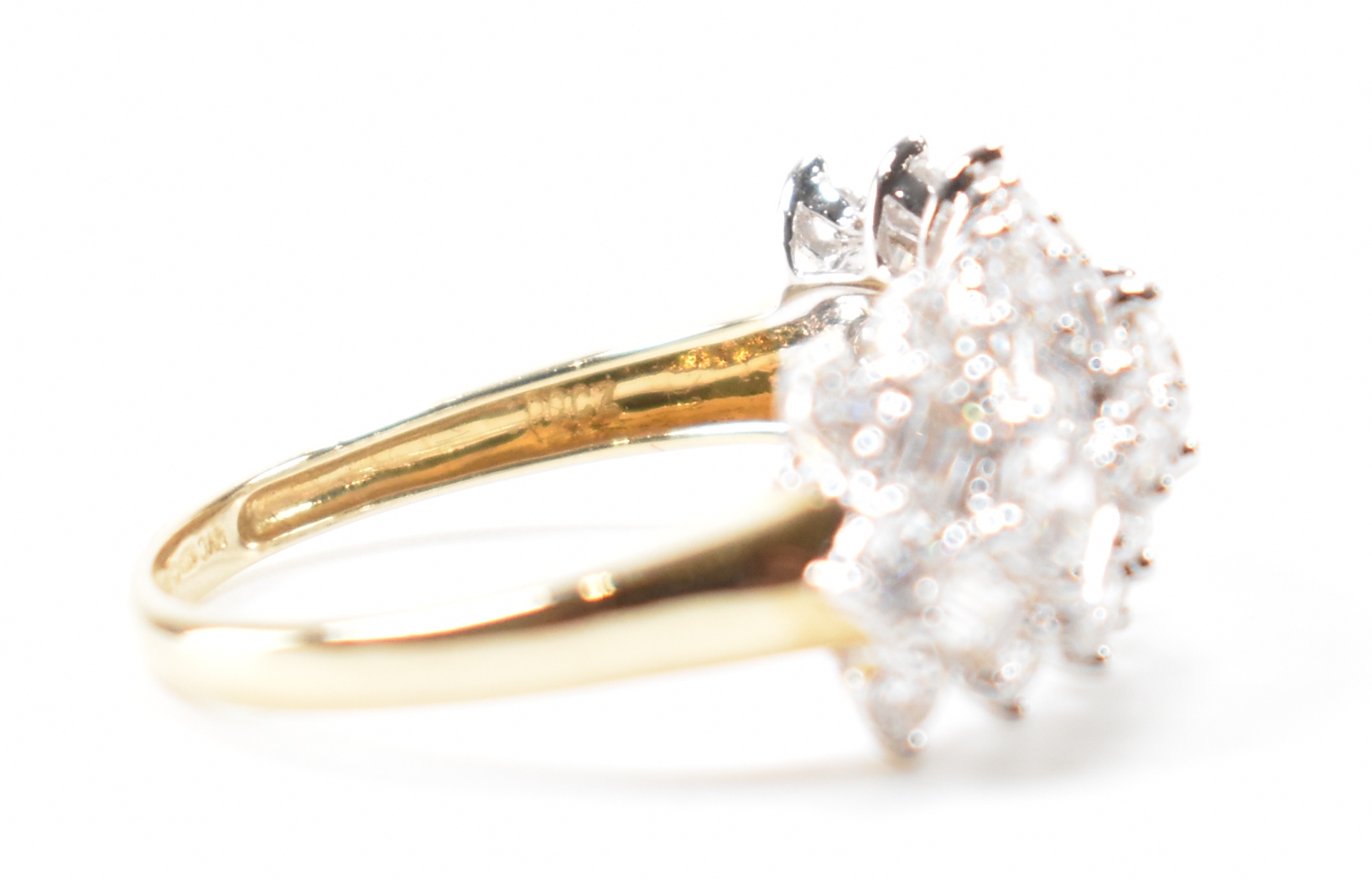 HALLMARKED 14CT GOLD & CZ CLUSTER RING - Image 6 of 9