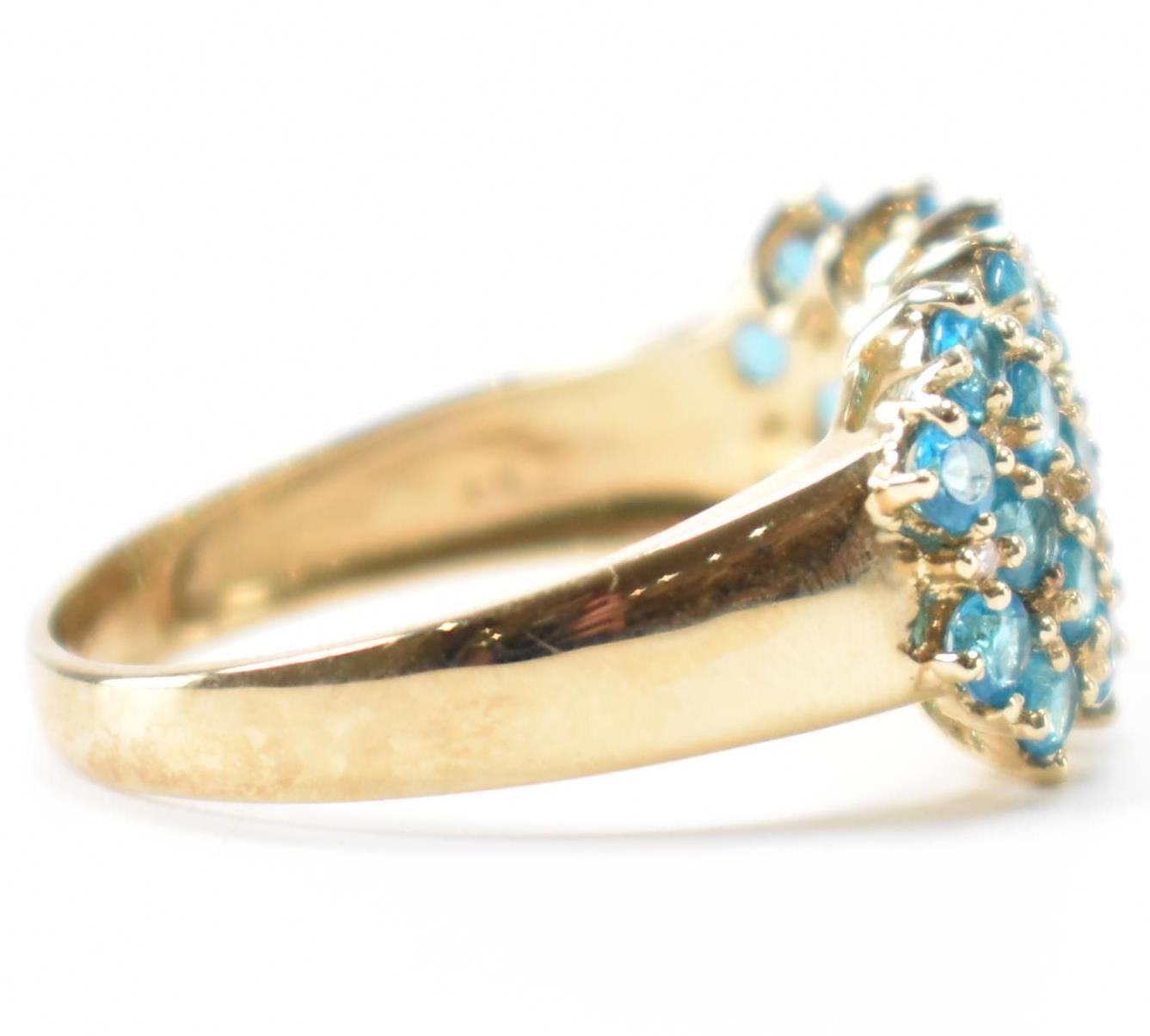HALLMARKED 9CT GOLD DIAMOND & BLUE STONE CLUSTER RING - Image 5 of 9