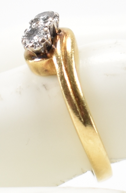 HALLMARKED 18CT GOLD & DIAMOND CROSSOVER RING - Image 7 of 7