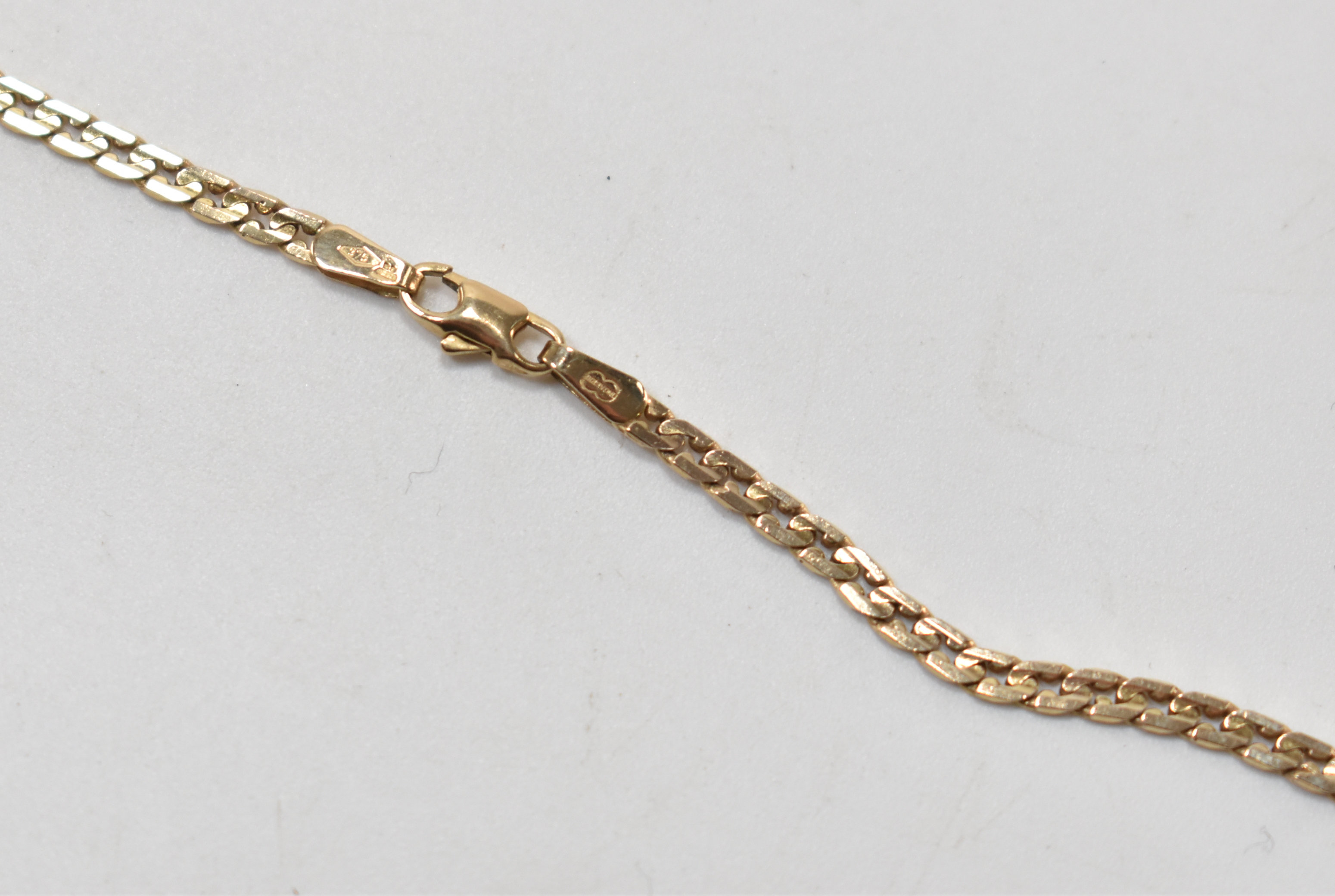 HALLMARKED 9CT GOLD CURB LINK CHAIN NECKLACE - Image 5 of 5