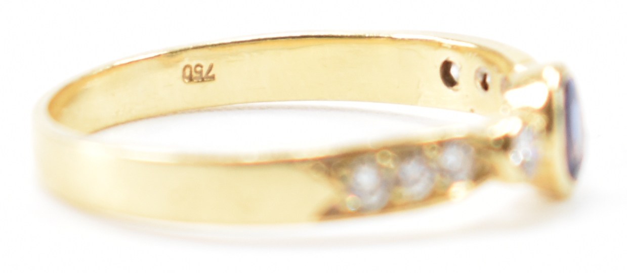 18CT GOLD SAPPHIRE & DIAMOND RING - Image 6 of 8