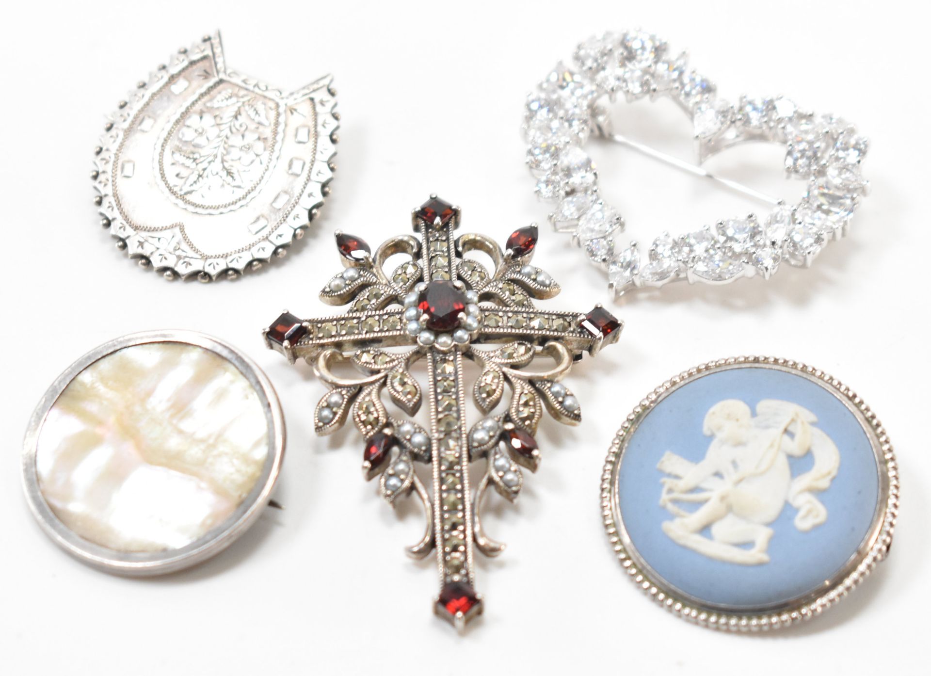 ASSORTMENT OF SILVER BROOCHES - VICTORIAN & LATER - Image 2 of 3