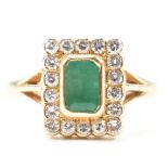 HALLMARKED 18CT GOLD EMERALD & DIAMOND RING