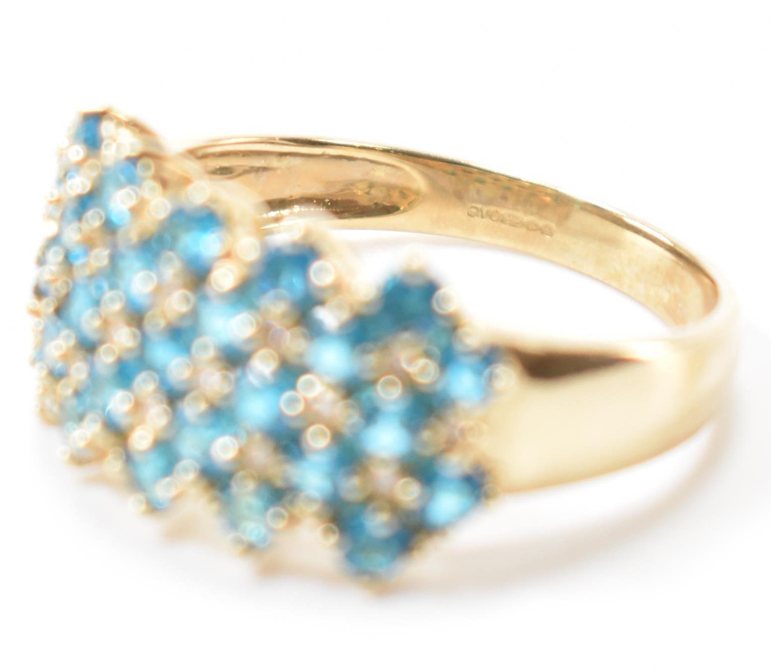 HALLMARKED 9CT GOLD DIAMOND & BLUE STONE CLUSTER RING - Image 7 of 9