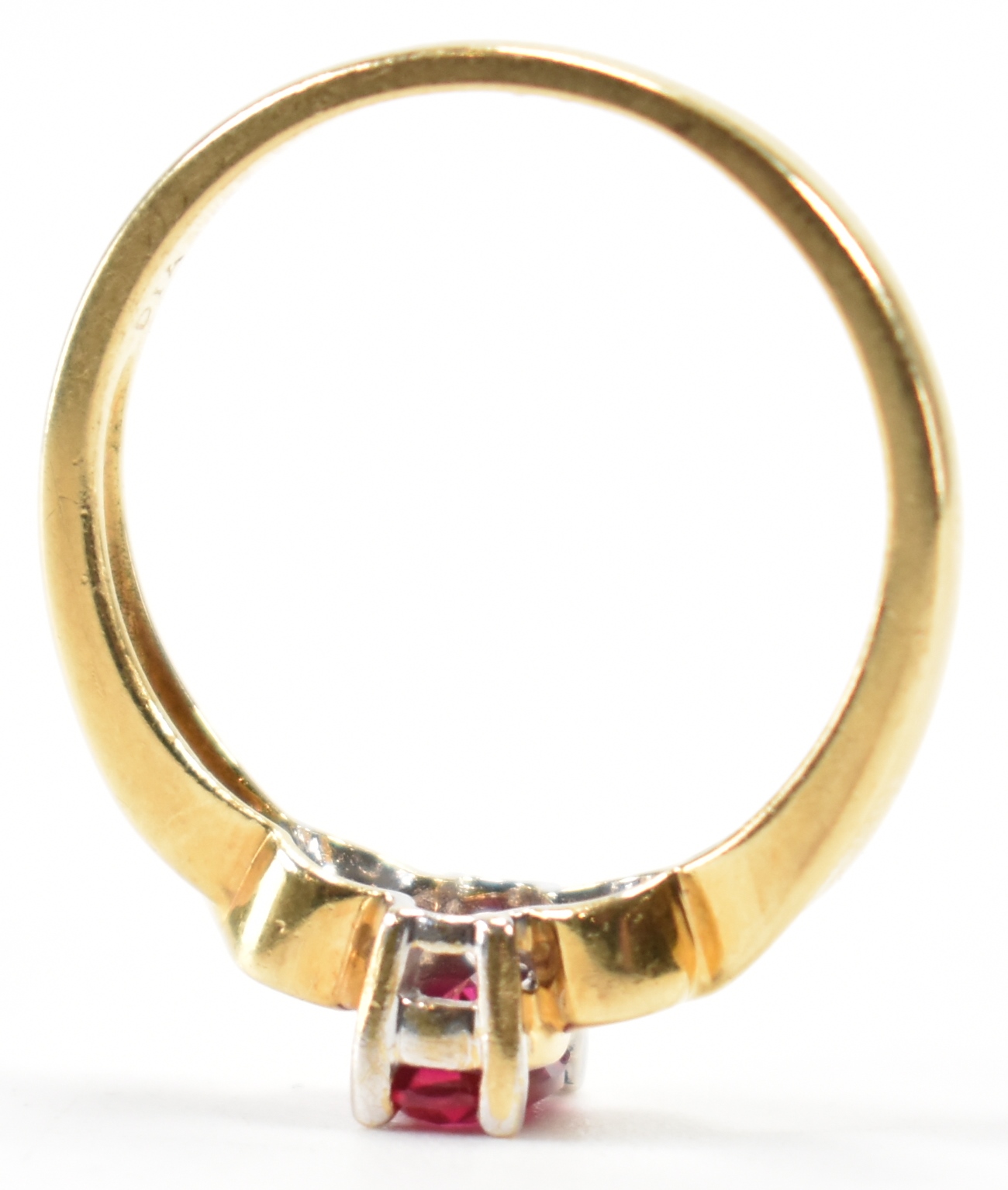 HALLMARKED 18CT GOLD RUBY & DIAMOND RING - Image 7 of 8