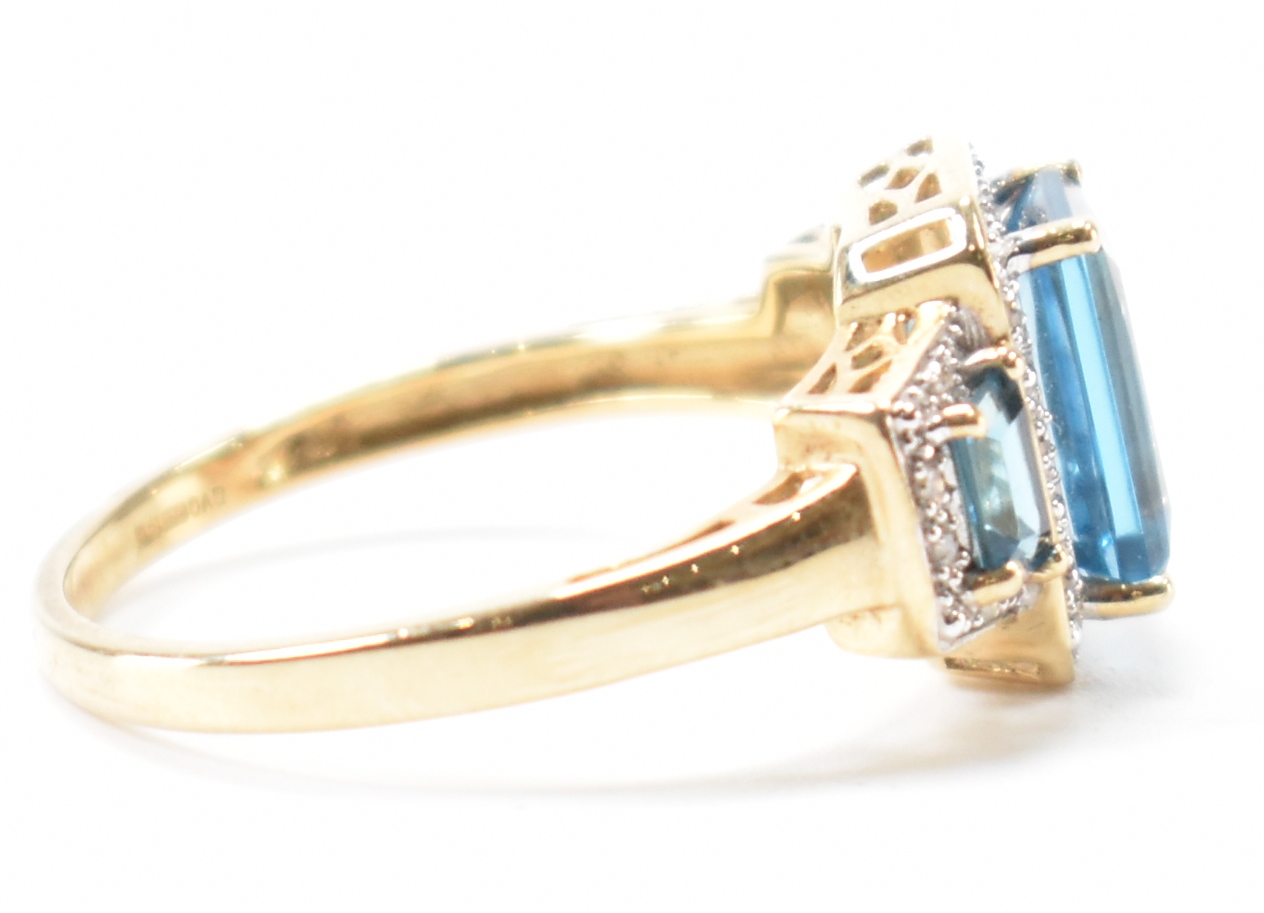 HALLMARKED 9CT GOLD DIAMOND & BLUE STONE RING - Image 5 of 9
