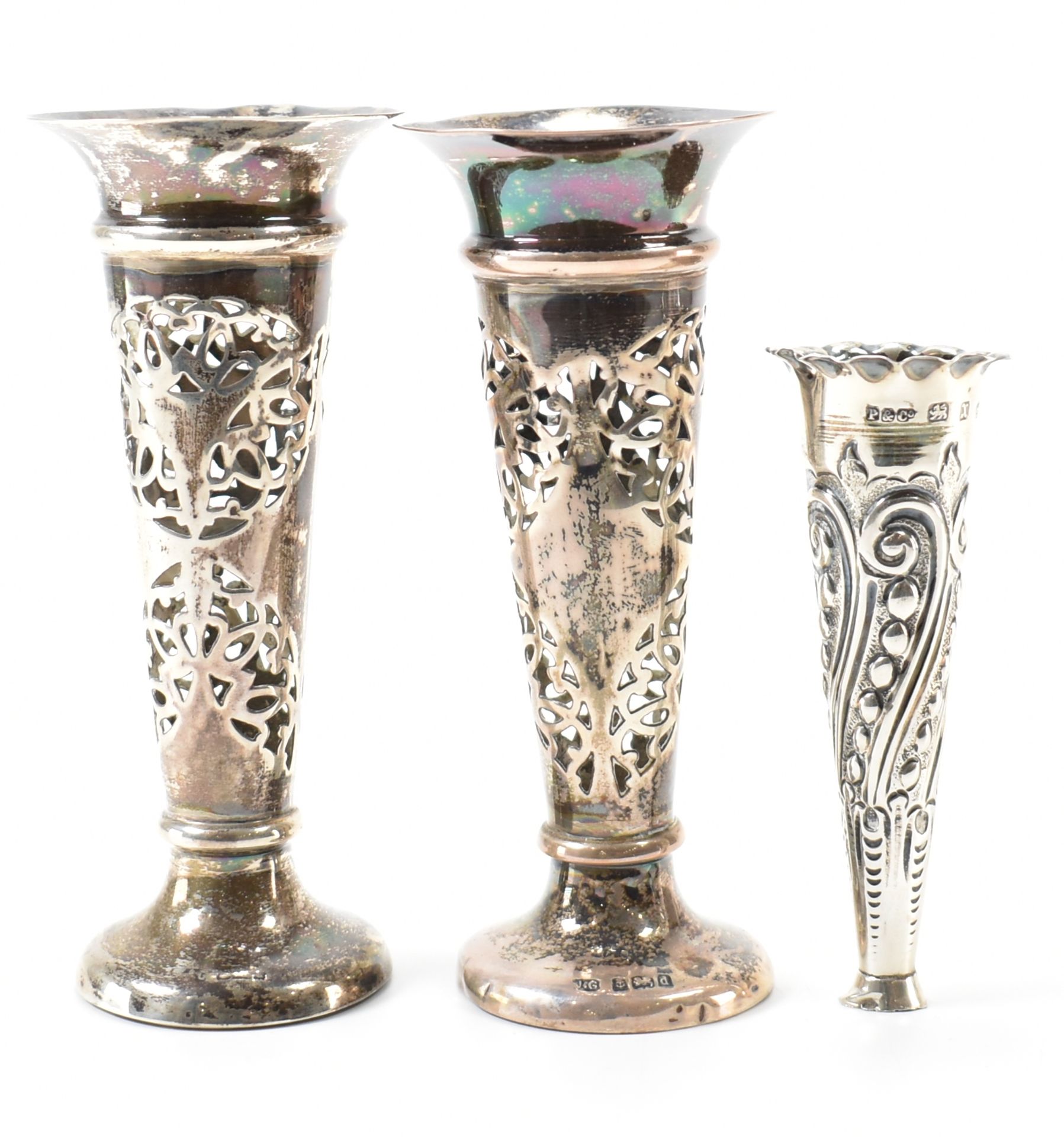PAIR OF EDWARDIAN SILVER HALLMARKED SPILL VASES - Image 2 of 6