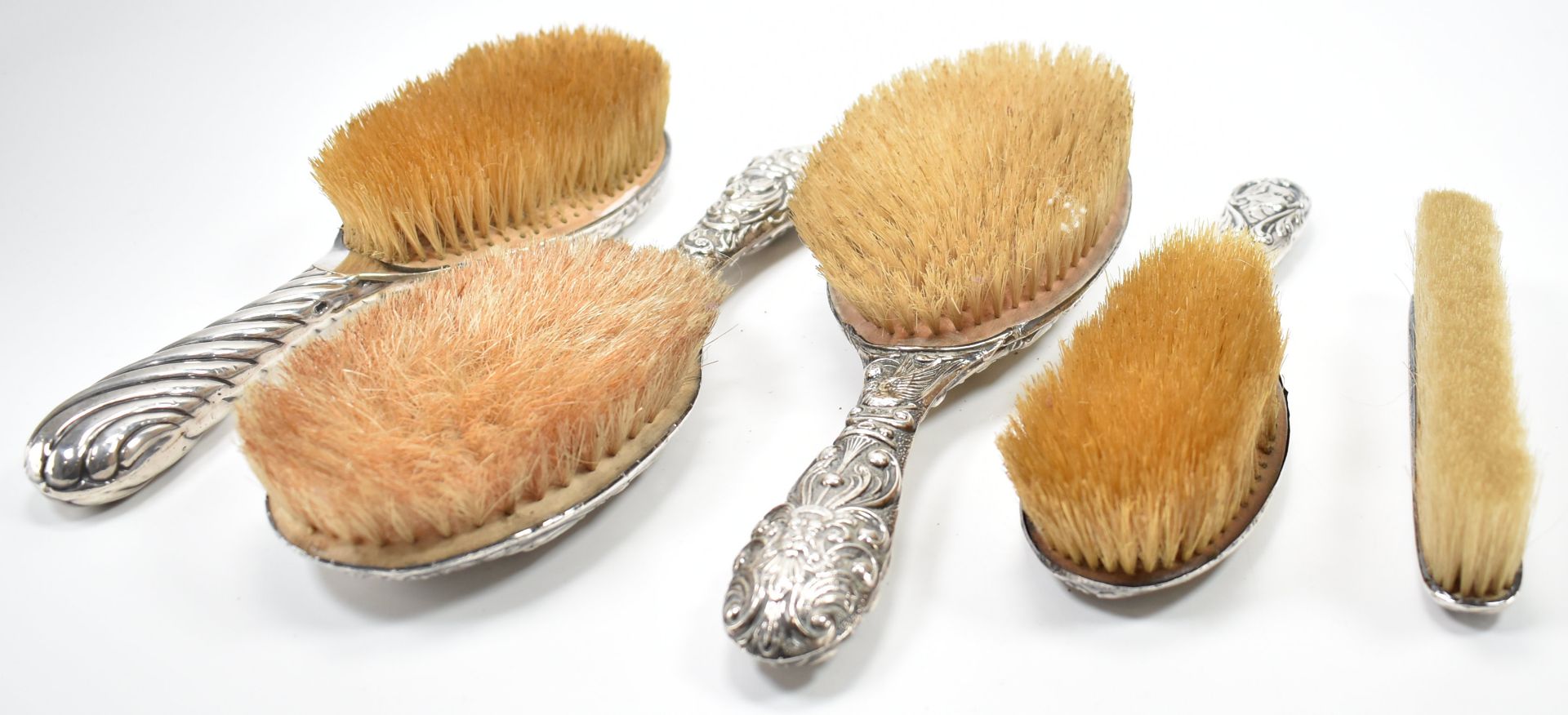 ASSORTMENT OF SILVER BACKED BRUSHES - Image 4 of 4