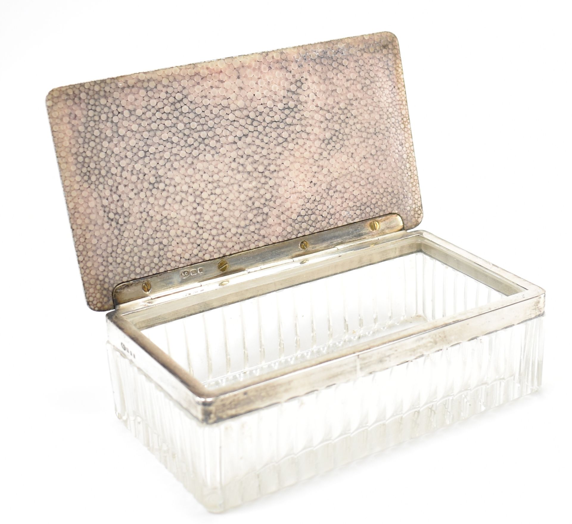 ART DECO SILVER & SHEGREEN DRESSING TABLE BOX - Image 4 of 6