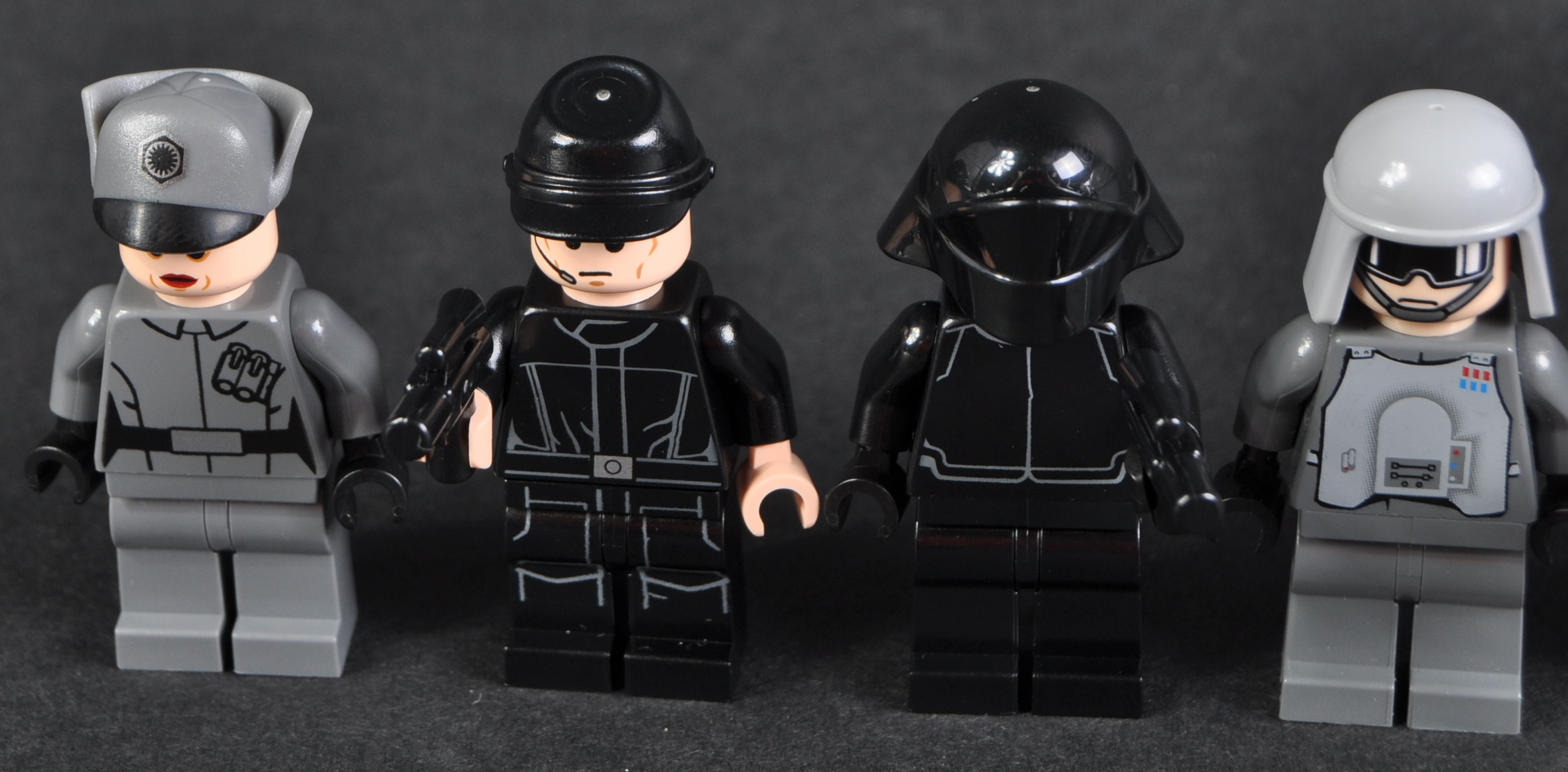 Imperial Officer (black cap), First Order Officer (female), Imperial Officer (Captain / Commandant / - Image 9 of 12