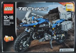 LEGO SETS - LEGO TECHNIC - 42063 - BMW R 1200 GS ADVENTURE