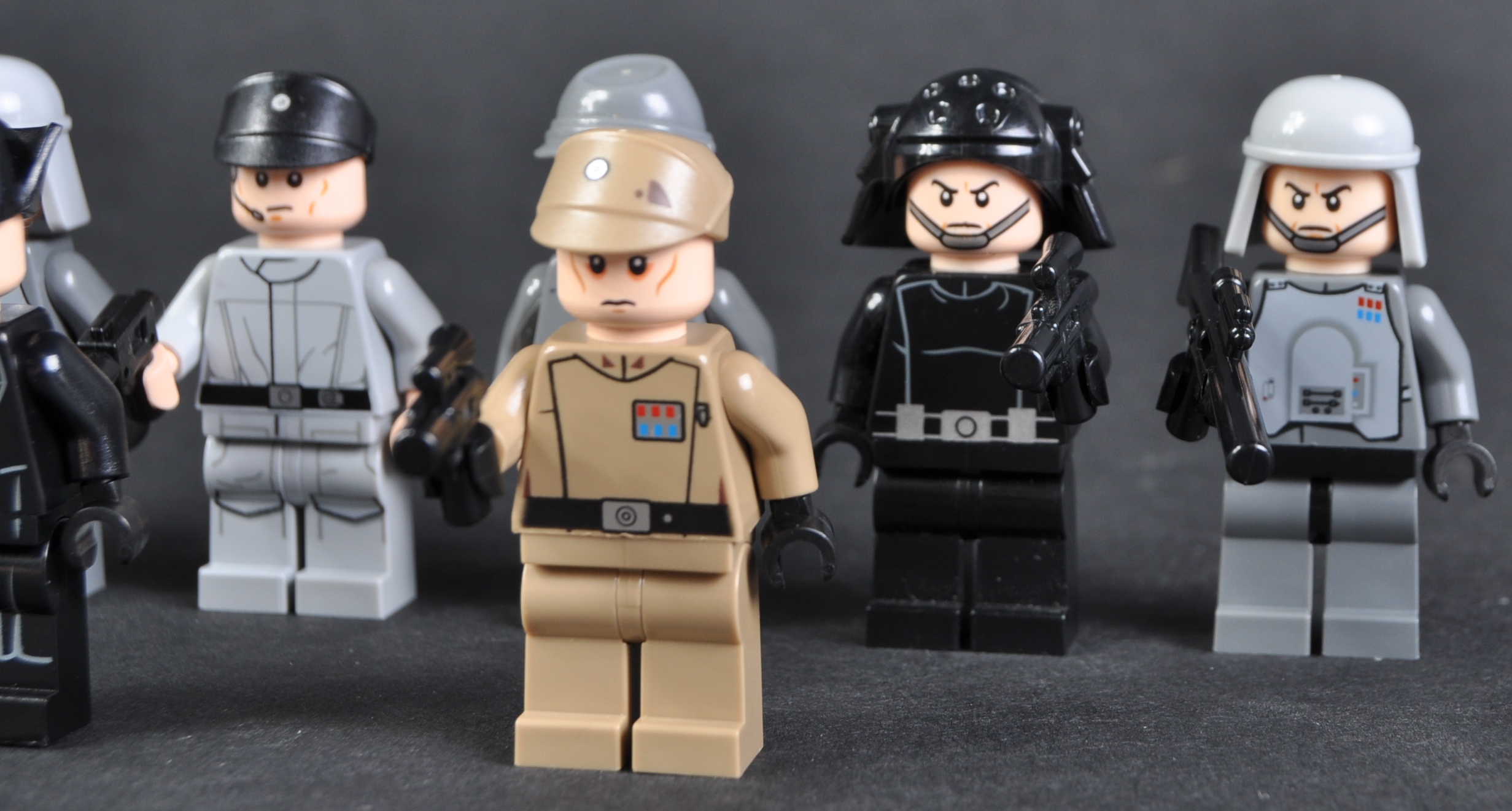 Imperial Officer (black cap), First Order Officer (female), Imperial Officer (Captain / Commandant / - Image 3 of 12