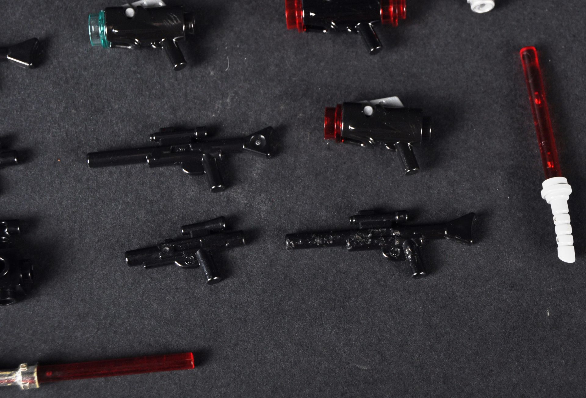 LEGO MINIFIGURE STAR WARS ACCESSORY WEAPONS - Image 6 of 6