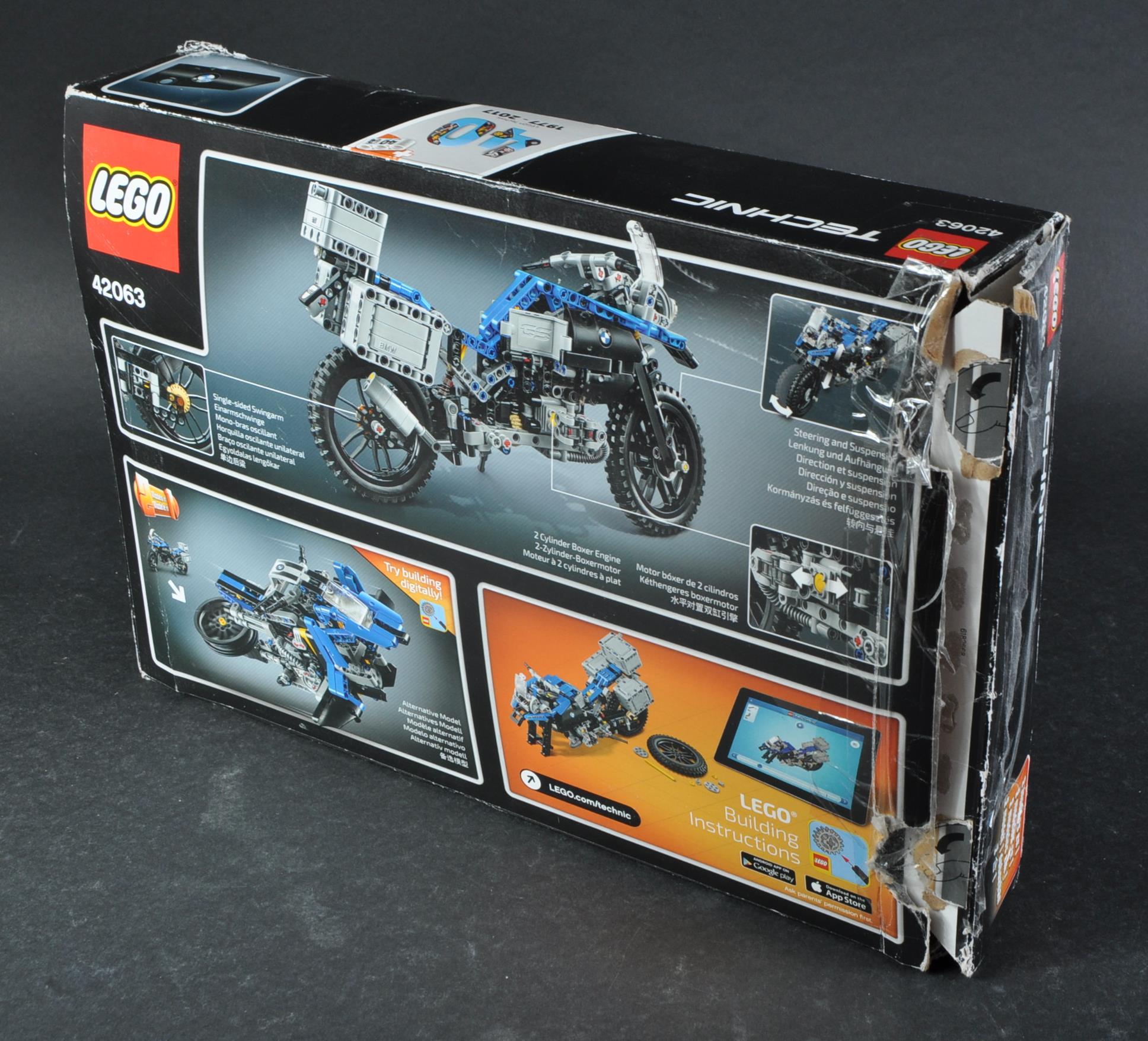 LEGO SETS - LEGO TECHNIC - 42063 - BMW R 1200 GS ADVENTURE - Image 2 of 4