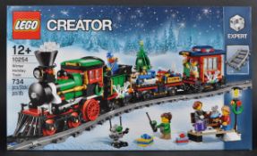 LEGO SET - LEGO CREATOR - 10254 - WINTER HOLIDAY TRAIN
