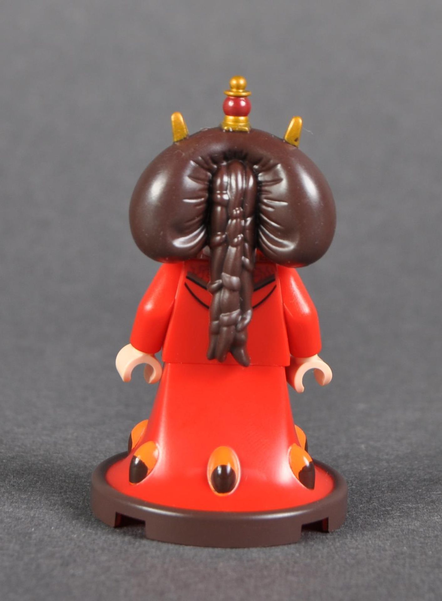 LEGO MINIFIGURES - STAR WARS - QUEEN AMIDALA - Image 2 of 3