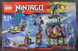 LEGO SET - NINJAGO - 70732 - CITY OF STIIX