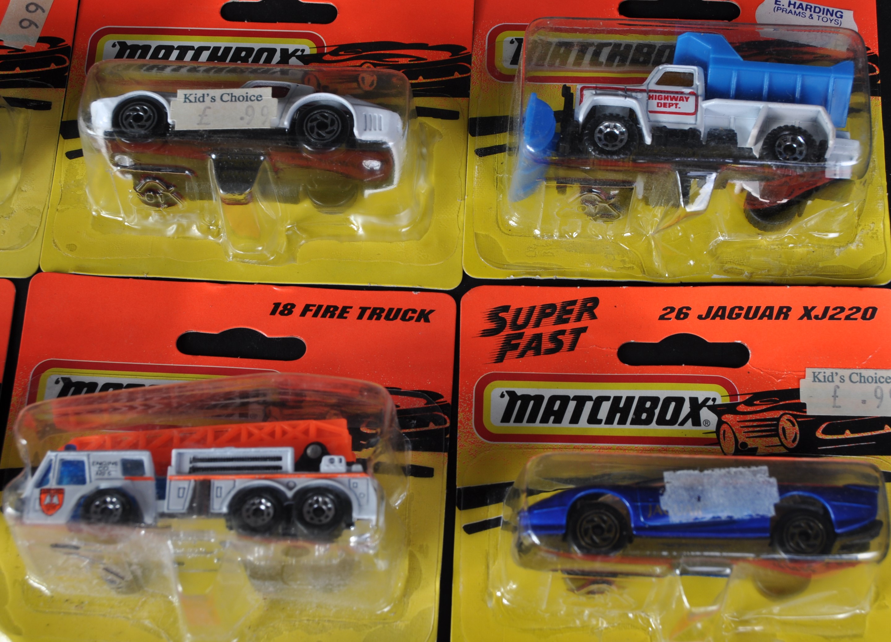 COLLECTION OF VINTAGE MATCHBOX DIECAST MODEL CARS - Image 4 of 5