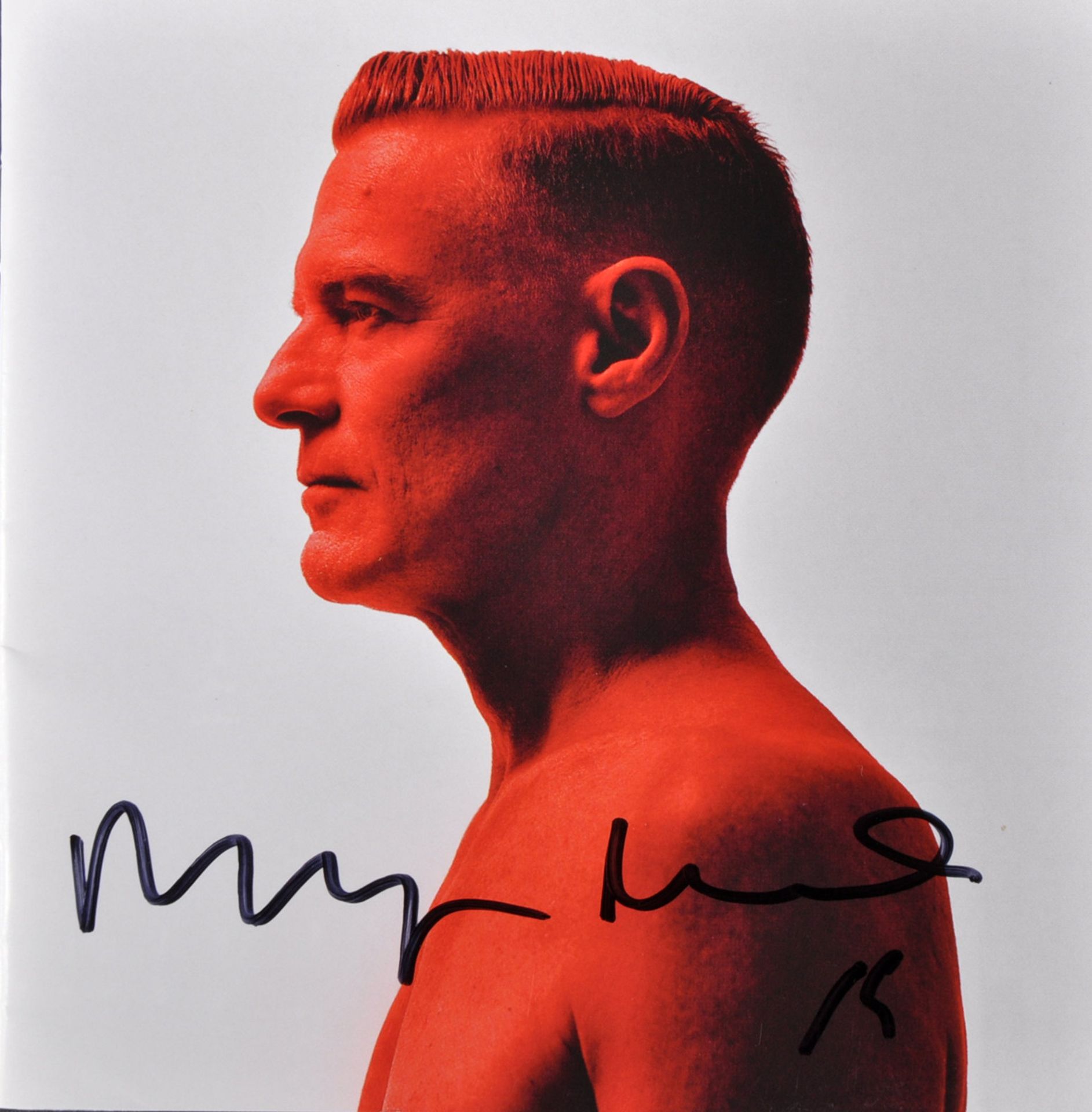 BRYAN ADAMS - CANADIAN SINGER / SONGWRITER SIGNED CD COVER