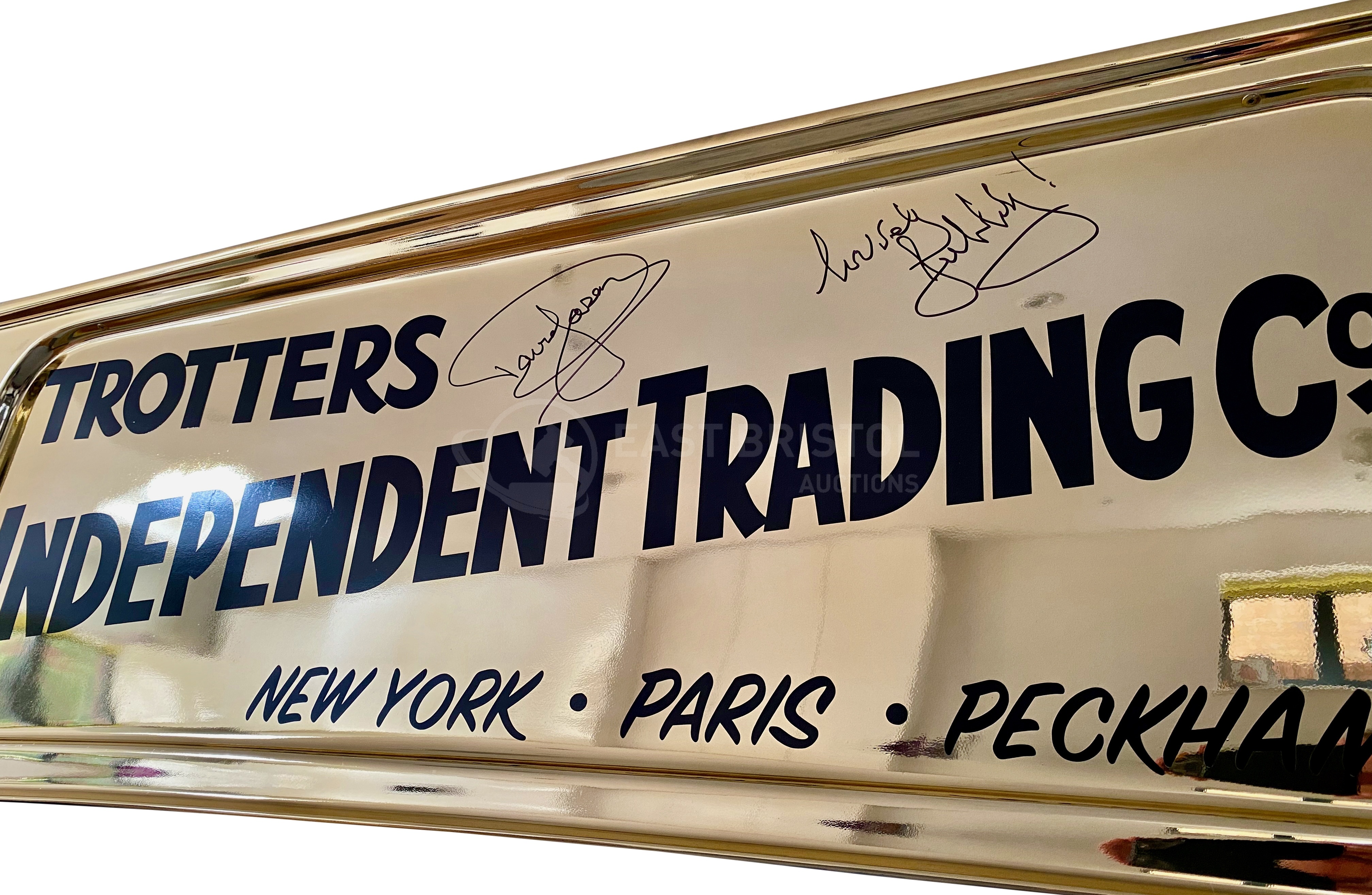 ONLY FOOLS & HORSES - EXCLUSIVE GOLD TROTTER VAN SIGNED SIDE PANEL - Image 6 of 6