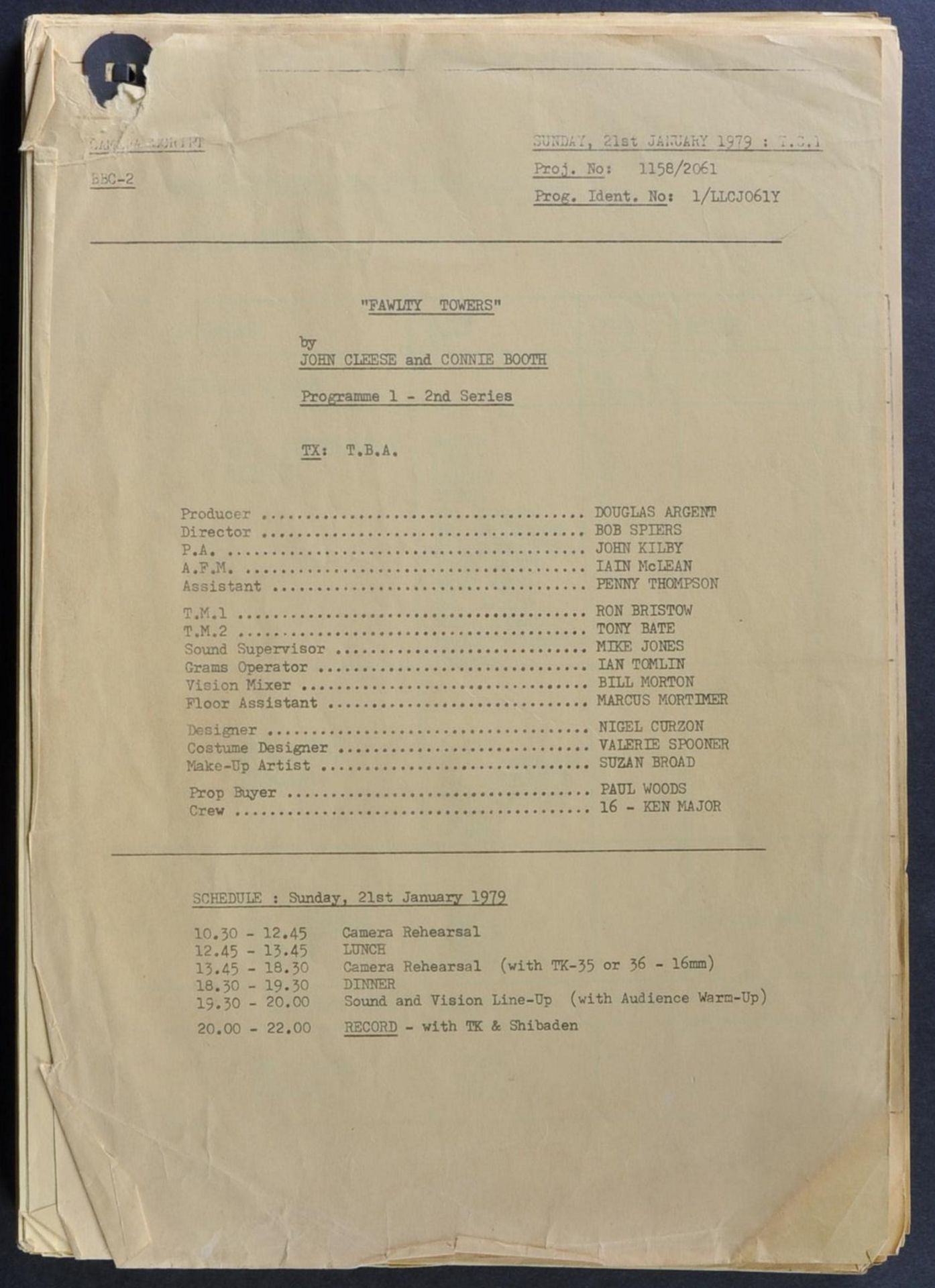 FAWLTY TOWERS - WALDORF SALAD - ORIGINAL BBC CAMERA SCRIPT - Image 8 of 9