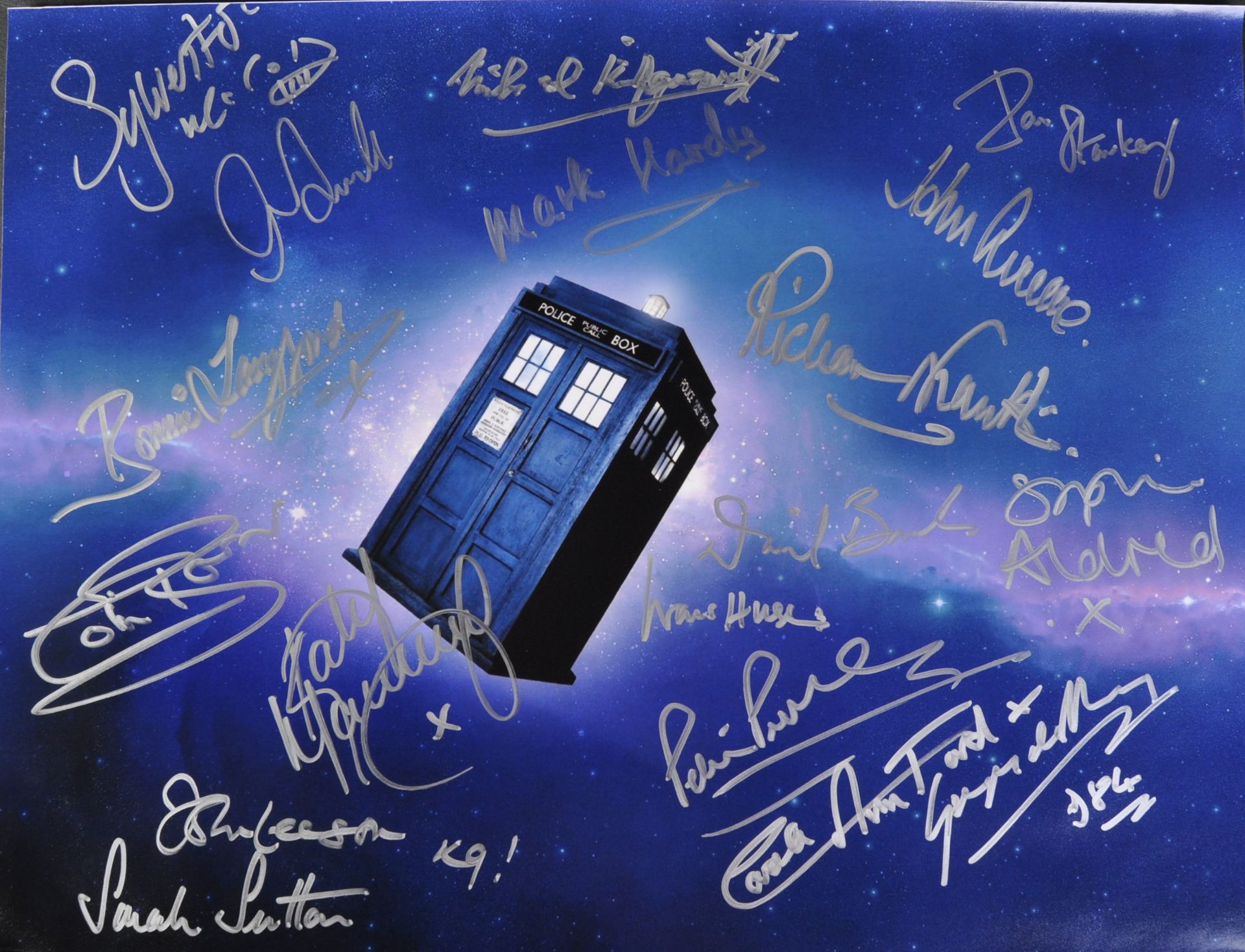 DOCTOR WHO - AUTOGRAPHS - MULTI-SIGNED 16X12" POSTER