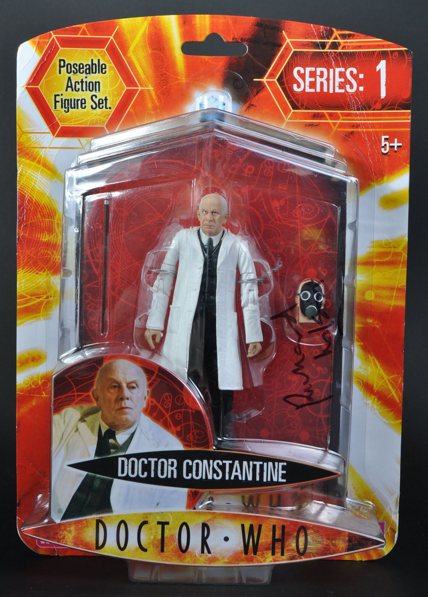 DOCTOR WHO - RICHARD WILSON - SIGNED ACTION FIGURE