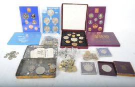 LARGE COLLECTION OF VINTAGE 20TH CENTURY COINS