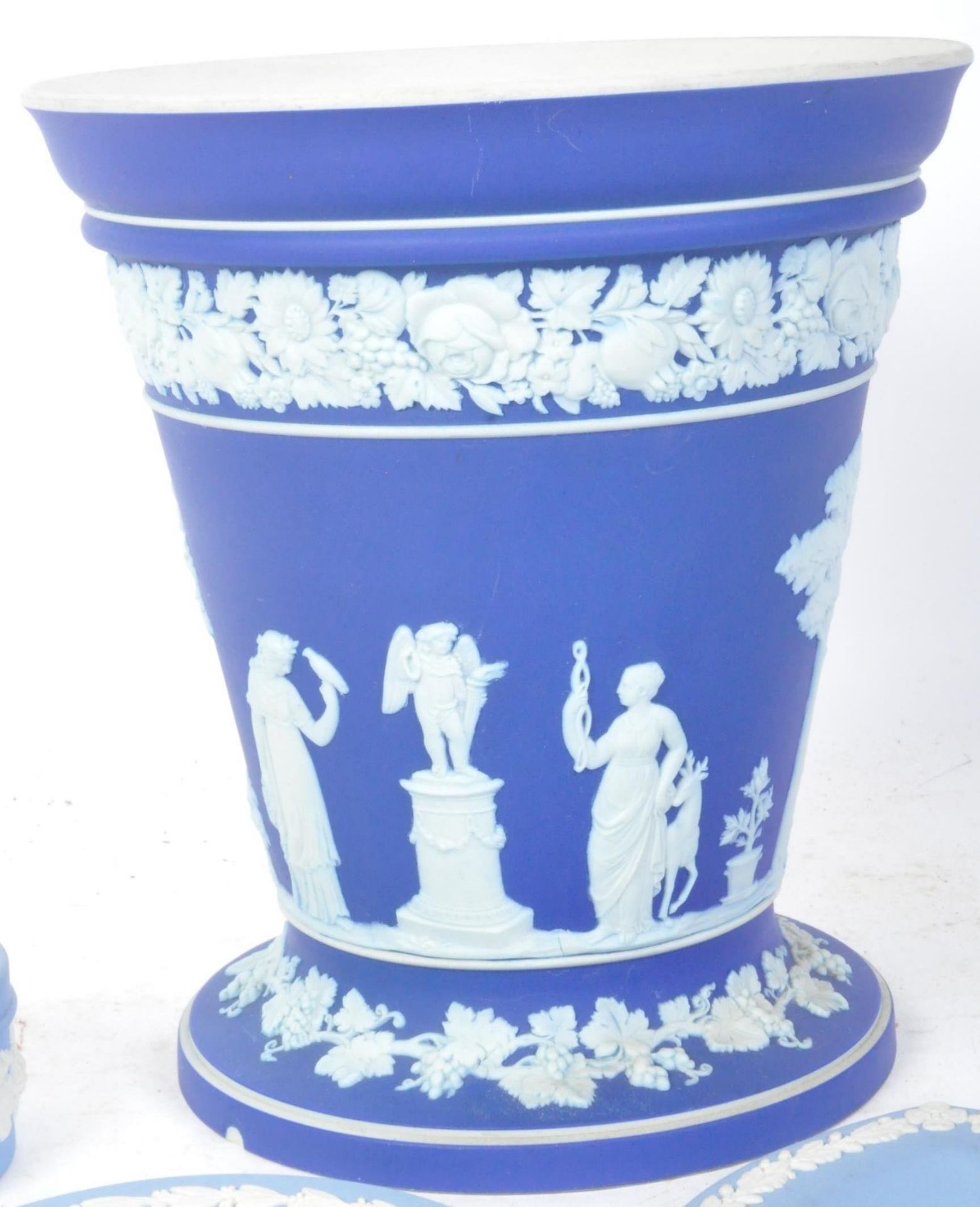 COLLECTION VINTAGE WEDGWOOD JASPERWARE - VASE - POTS - DISHES - Bild 2 aus 5