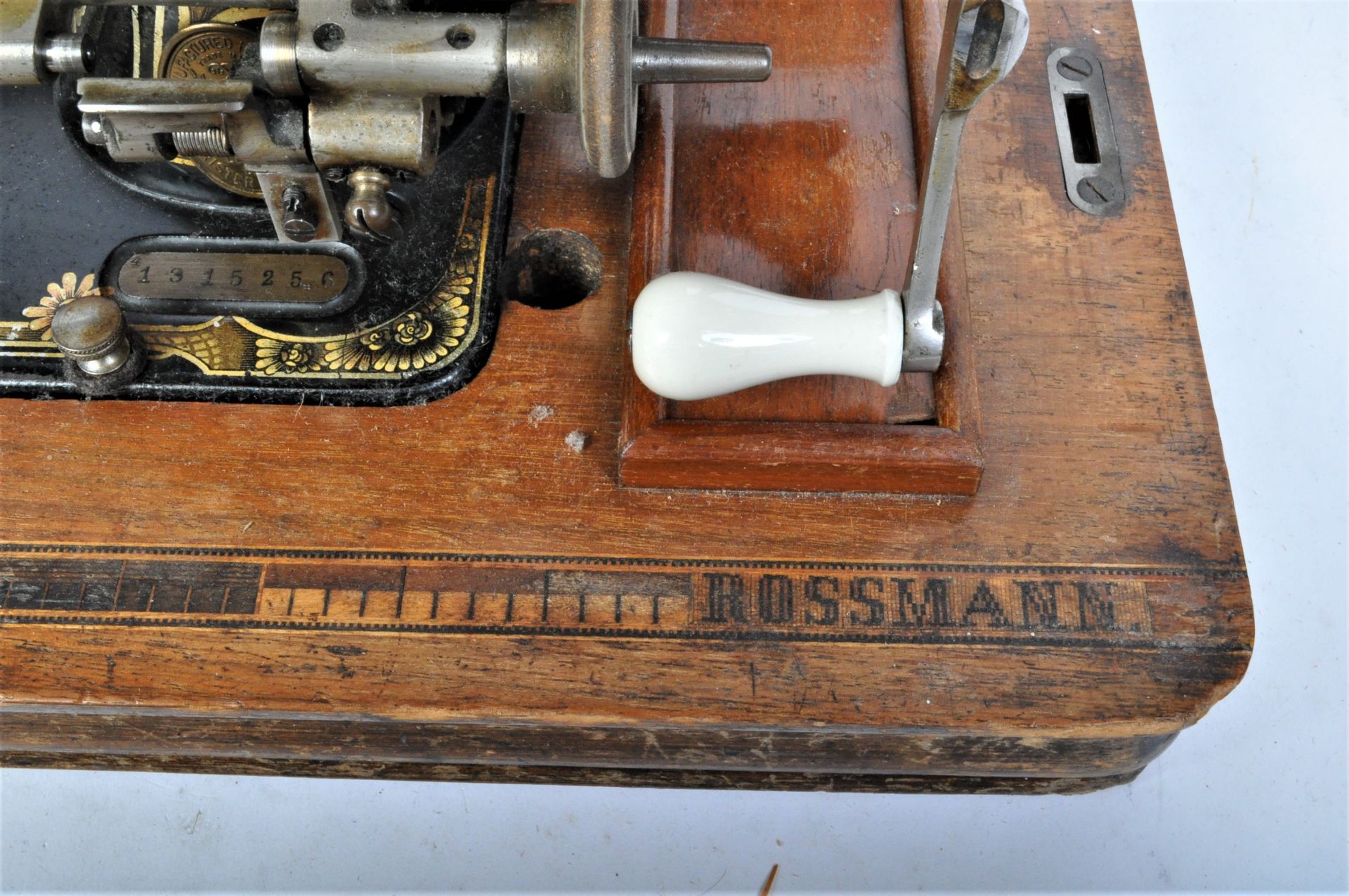 EARLY 20TH CENTURY FRISTER & ROSSMANN SEWING MACHINE IN CASE - Bild 2 aus 5