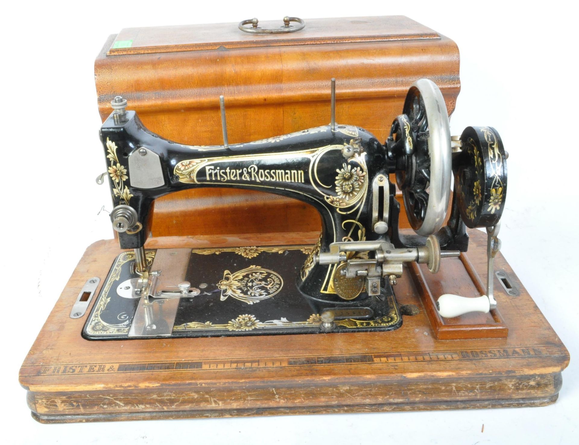 EARLY 20TH CENTURY FRISTER & ROSSMANN SEWING MACHINE IN CASE