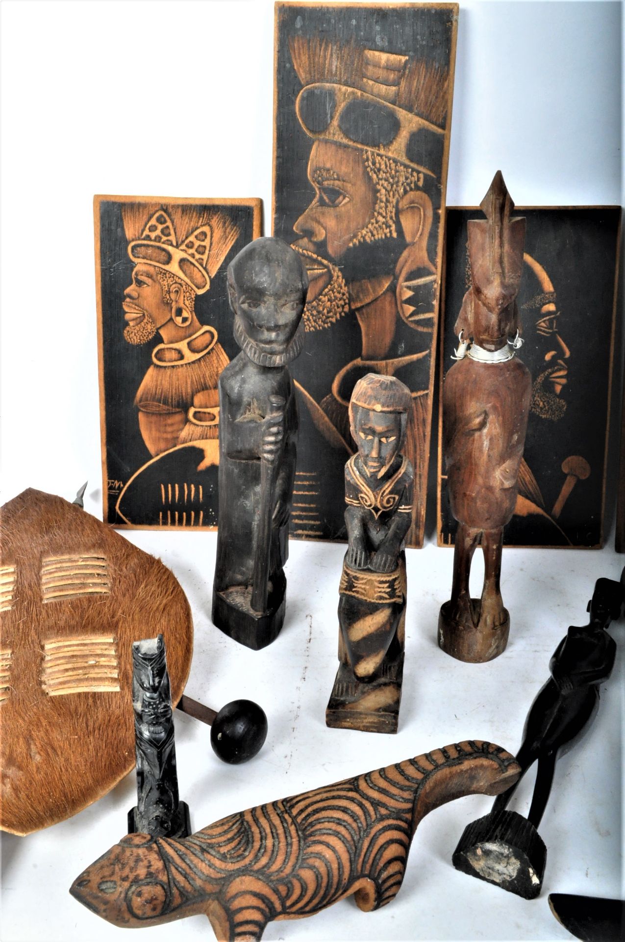 COLLECTION OF AFRICAN TRIBAL ORNAMENTS - Bild 3 aus 6