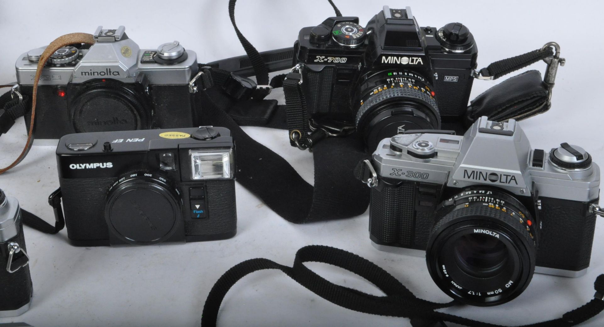 COLLECTION OF VINTAGE CAMERAS & LENS - MINOLTA & CANON - Image 3 of 5
