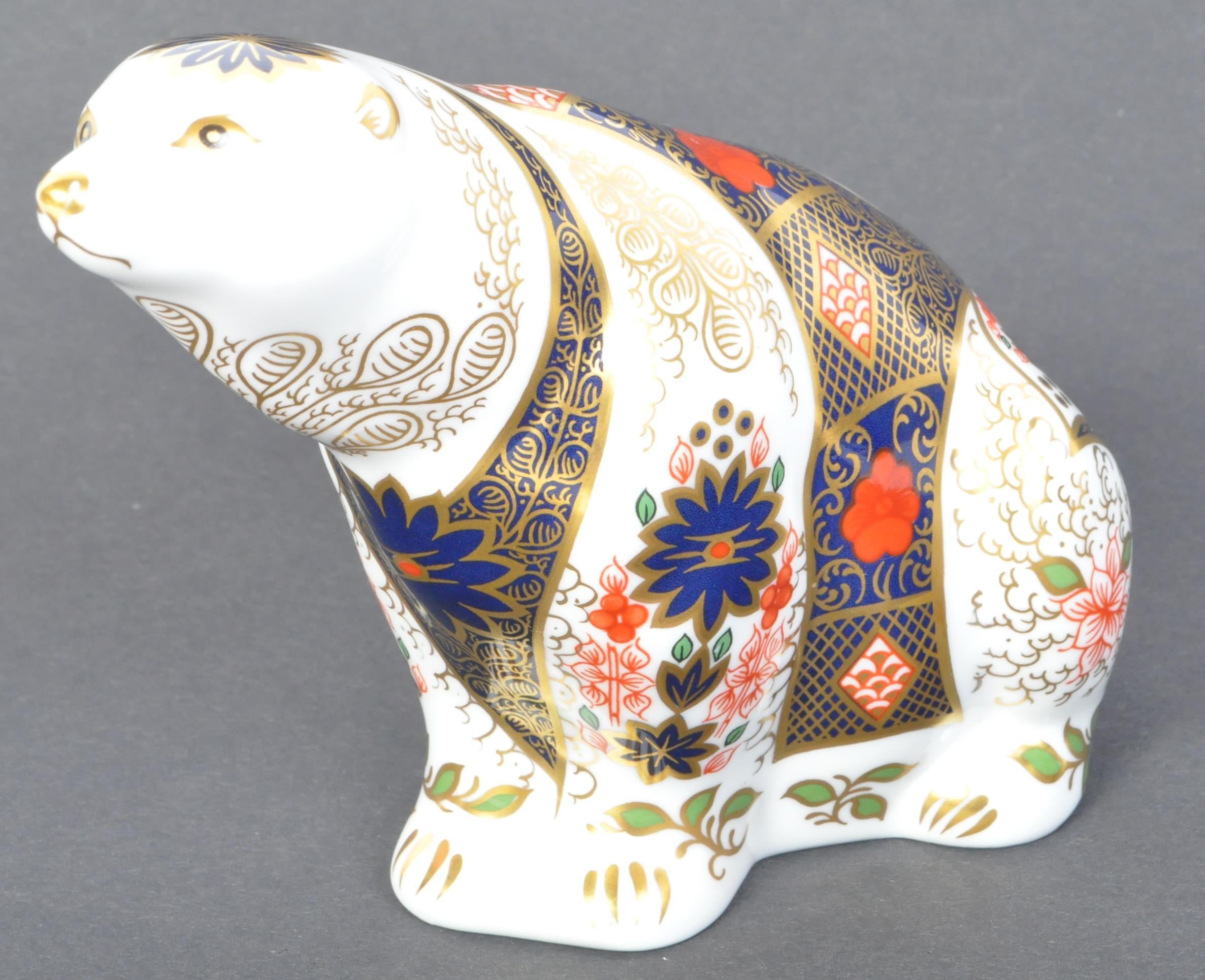 VINTAGE 1990S ROYAL CROWN DERBY IMARI POLAR BEAR PAPERWEIGHT