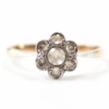 VINTAGE 18CT GOLD & WHITE STONE DAISY RING